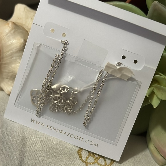 NWT-Kendra Scott “Elisa” Pendant Necklace- Silver Rhodium-Anthracite Gray Stone - Picture 8 of 17